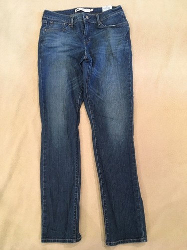 Best 25+ Deals for Levi Demi Curve Slim Jeans | Poshmark