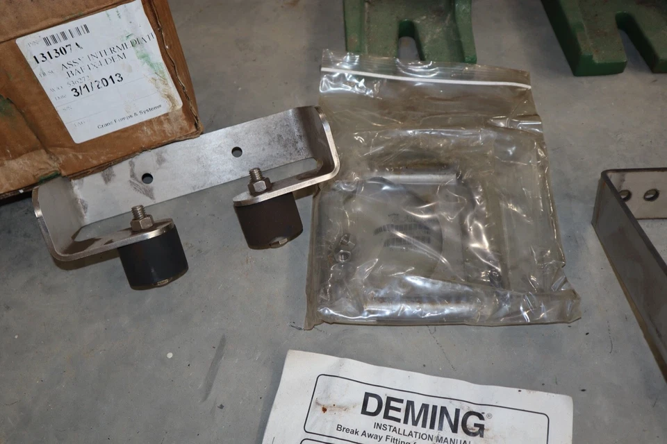 CRANE DEMING BREAK AWAY FITTING FOR DEMERSIBLE PUMPS ? # 128281A BAF 4X4 ? - Image 4 of 4