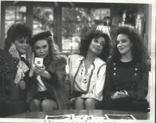 1989 Press Photo Scene from an episode of "Designing Women" airing on CBS-TV