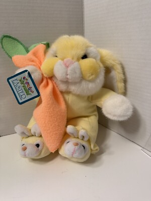 10  Commonwealth Yellow Easter Bunny Rabbit Carrot Lovey Slippers Plush