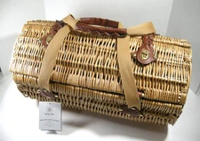 Verona Wine & Cheese Picnic Basket - Wicker Wine Tote - Wine Basket  BRAND NEW