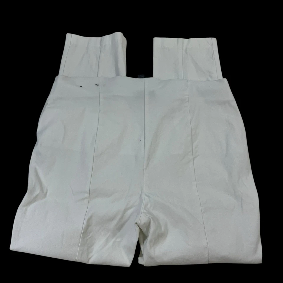 Chico's so slimming Brigitte pull on slim Crop pants Women's size 2(12) - Image 2 of 3