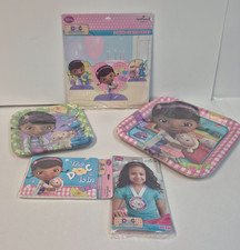 DISNEYS DOC MCSTUFFINS PARTY SUPPLIES SET BRAND NEW
