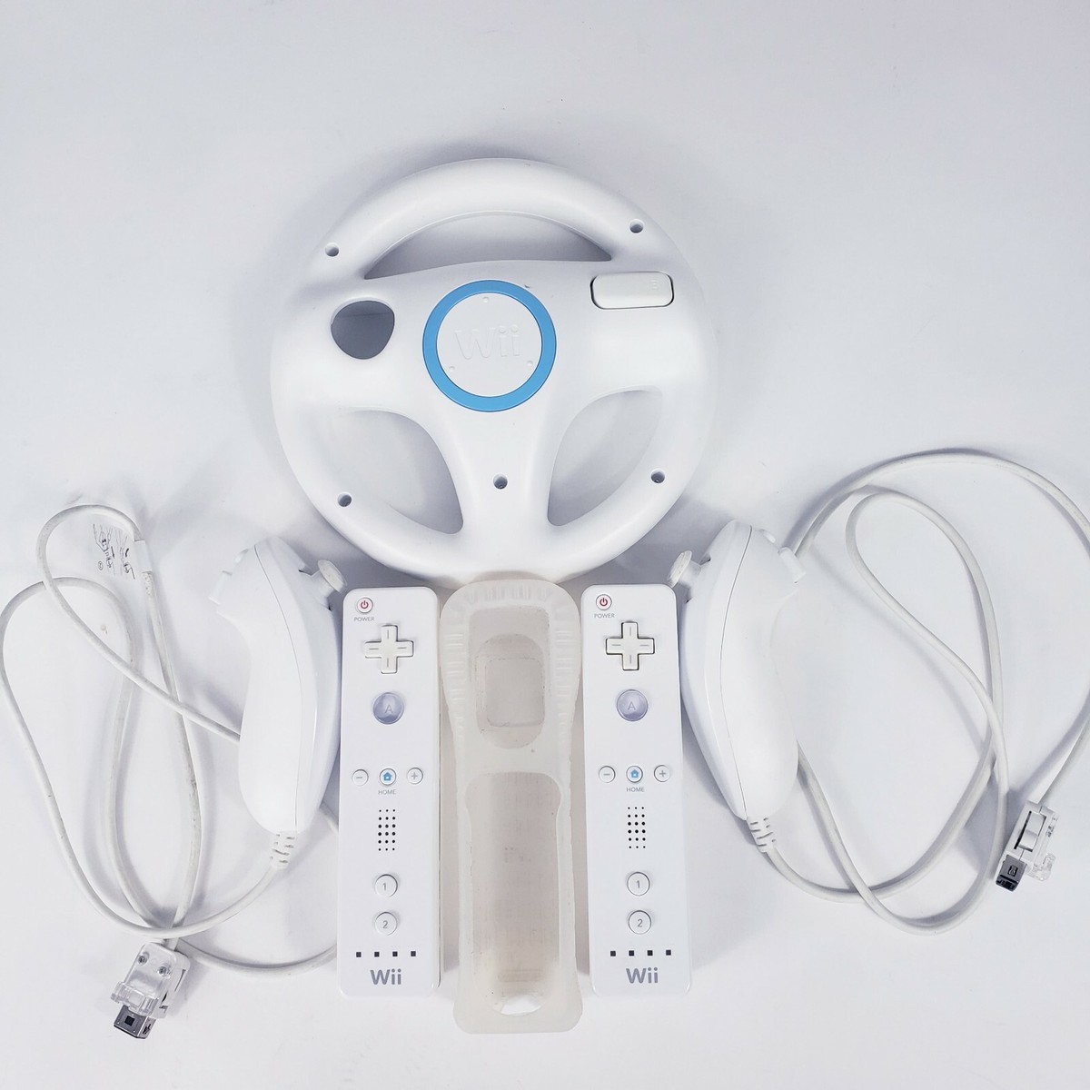 2 x White Nintendo Wii Remote Controllers OEM RVL-003, Nunchucks