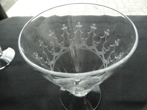 Fostoria Clear Glass Etched Pagoda 9oz Footed Tumbler Very Good Used Condition - Picture 7 of 9