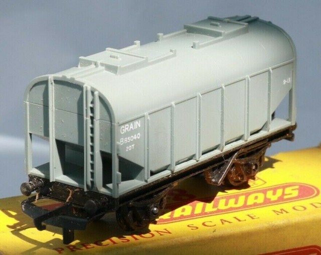 triang tt model railways
