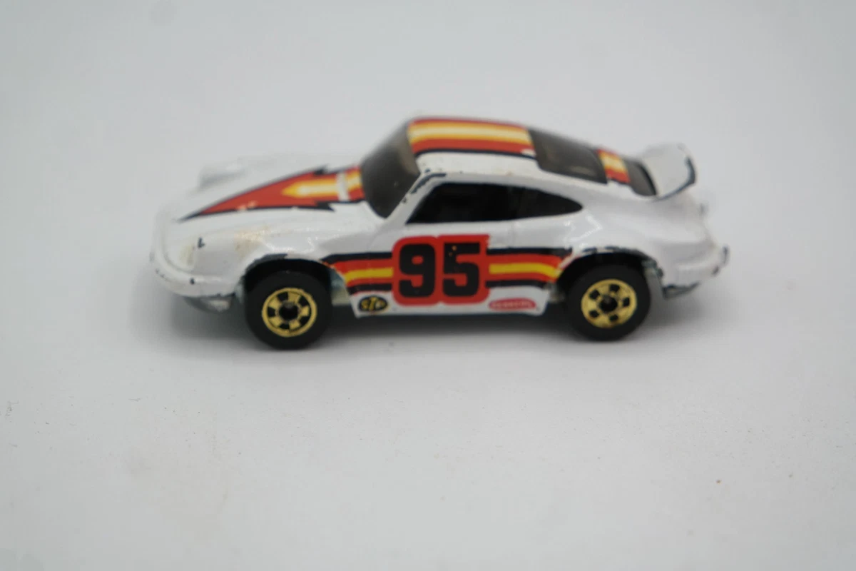 Hot Wheels Porsche 1974 Vehicle Year Vintage Manufacture Diecast