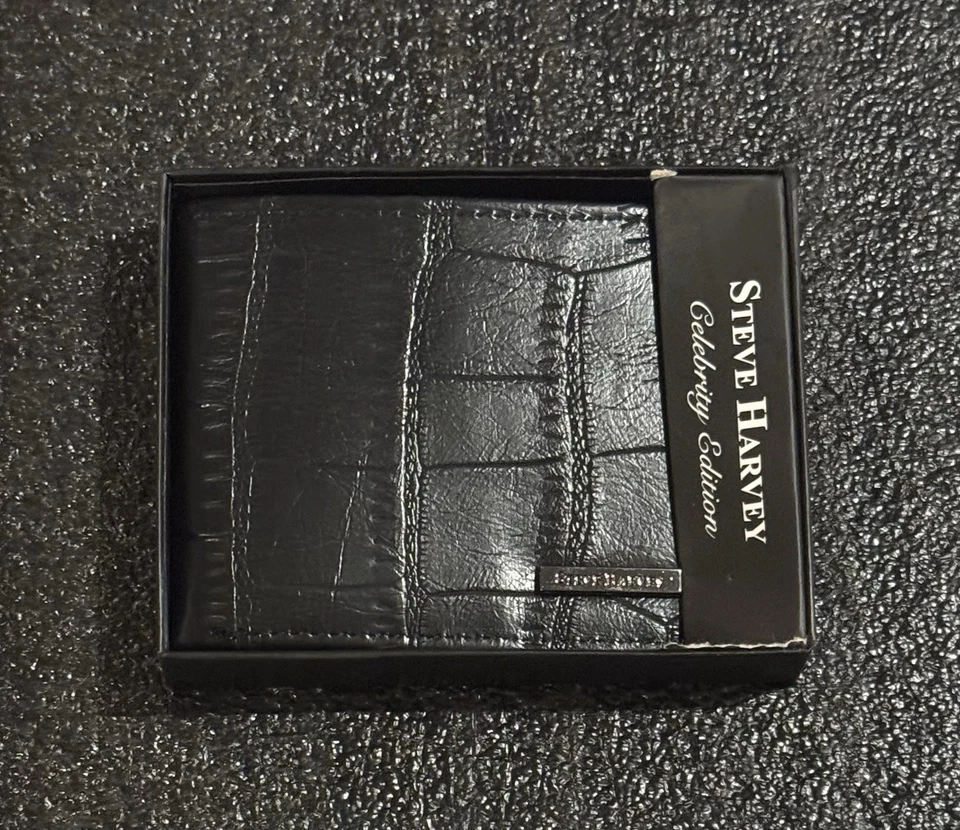 Cartera Steve Harvey Edición Celebridad Cuero Negra NUEVA En Caja Original Foto 2 de 4