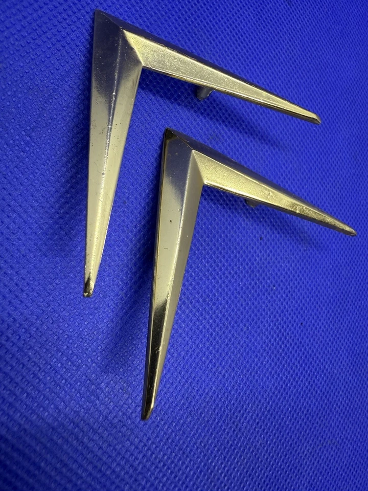 Logo insignia emblema trasero original Citroën Chevron AMI 8 1969/1978 ocasión - Imagen 4 de 4