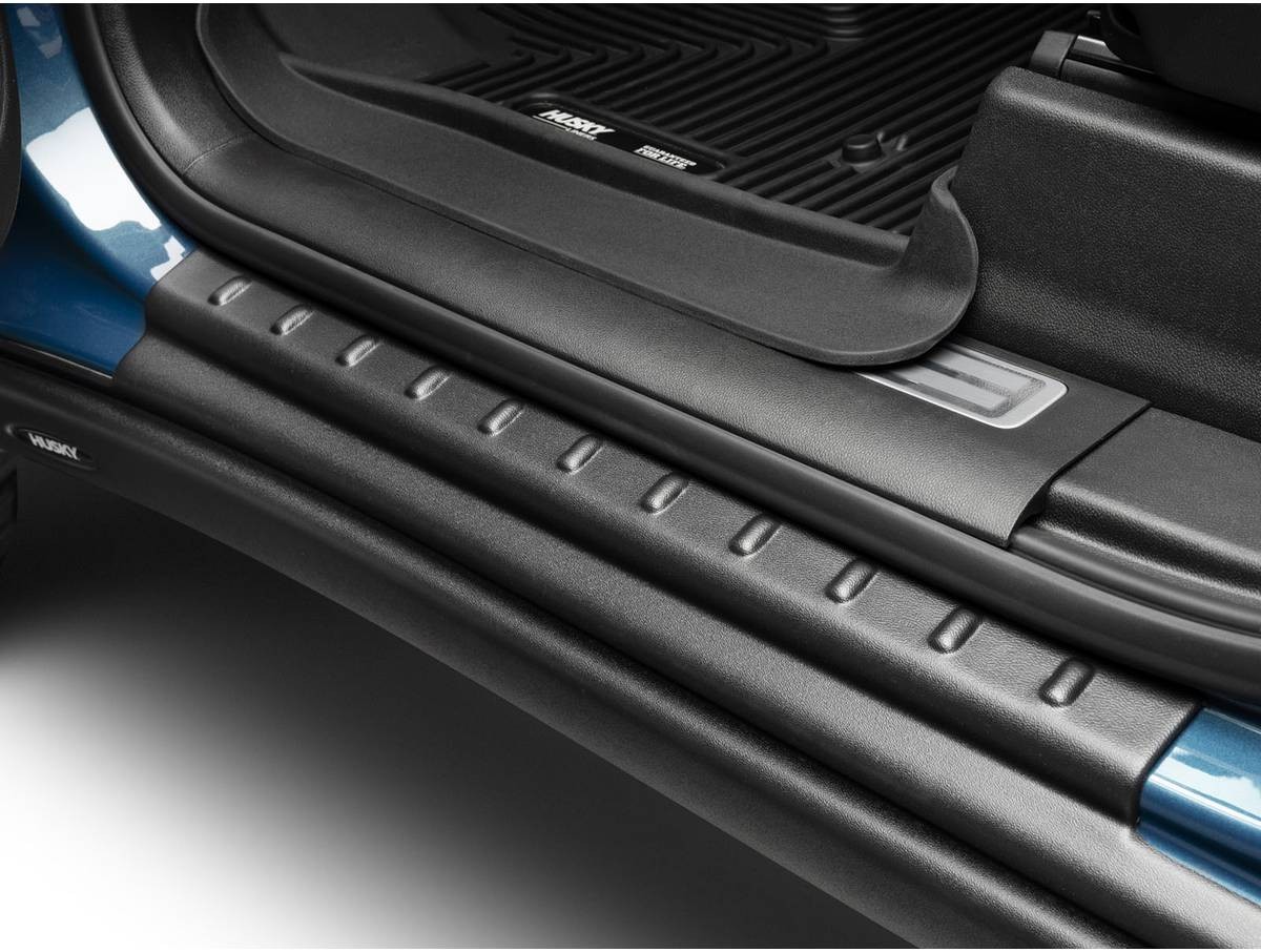 Husky Rocker Panel Kit Fits 14-19 Slvrd 1500,15-19 Slvrd 2500/3500 Dbl Cab Set