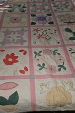 Stunning VTG All Handsewn Various Flowers Appliques Quilt Needs Repairs 95" X 79