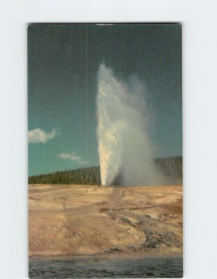 #ad Postcard The Beehive Geyser Upper Geyser Basin Yellowstone National Park Wyoming $3.46