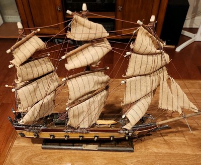 Vintage Fragata Espanola siglo 1780 ship 21X17X4 beautiful rare find