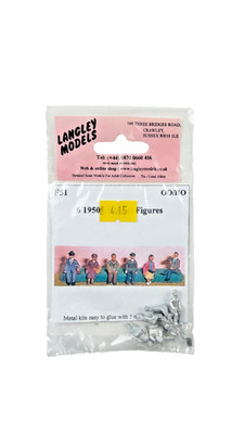 LANGLEY MODELS OO/HO SCALE - F51 - 6 50er JAHRE SITZENDE PASSAGIERE (UNLACKIERTES METALL)