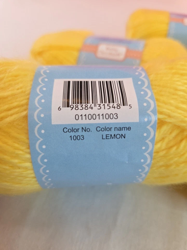 Lote de 5 Hilos Herrschners Baby Cloudsoft en Limón (Amarillo Suave) Deportivos 1.75oz NUEVO Foto 3 de 4