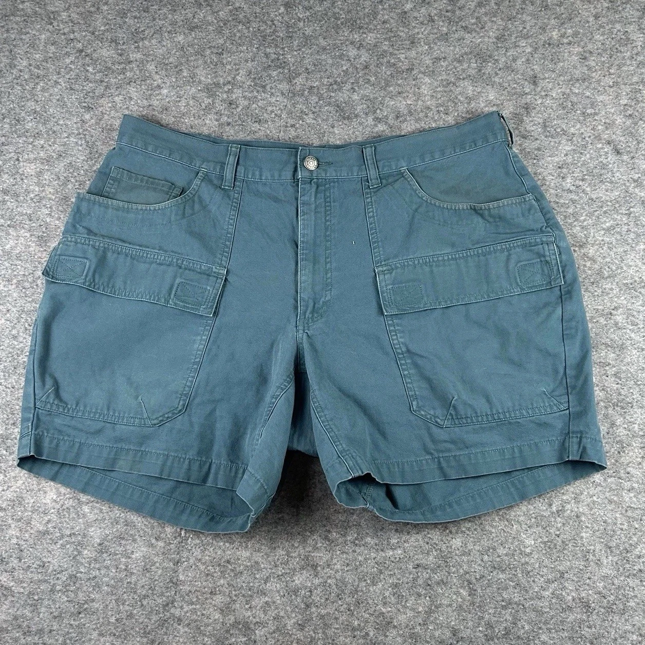 REI Men’s Vintage Hiking Cargo Shorts Size 38 Color Teal