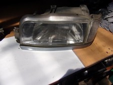 Feu avant (phare) Renault R21