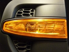 Ford Ranger MK2 Kotflügelverkleidung vorne links mit Seitenblinker 5066040 Grill