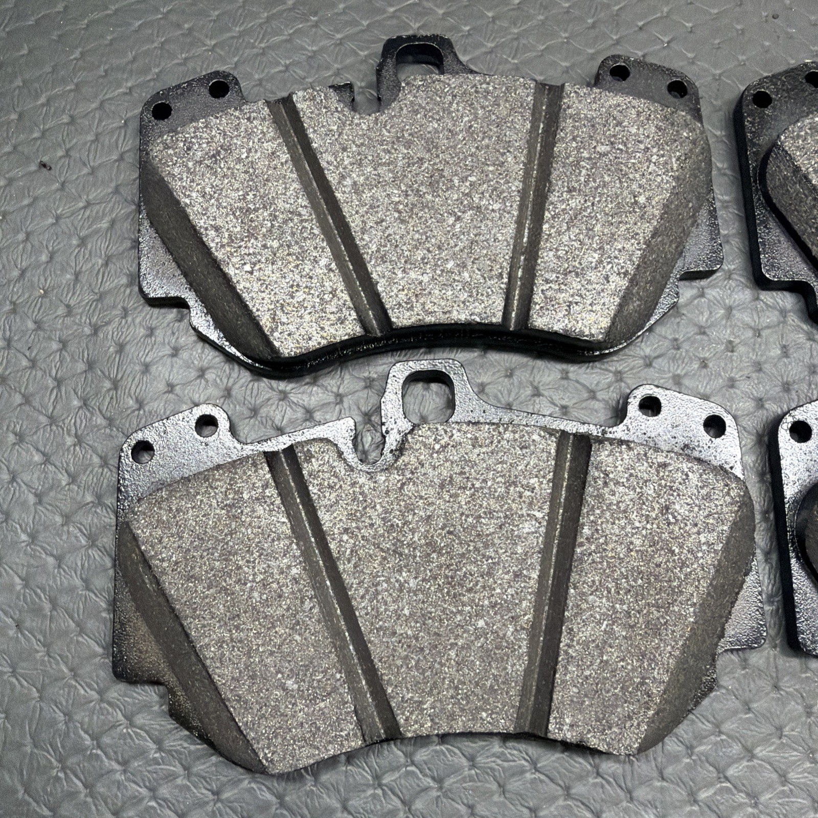 Lamborghini Huracan, Brake Pad Set, P/N 4S0698151M Oem