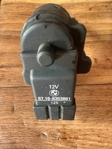 1x BMW E36 Limo Coupe Cabrio Touring Stellmotor Scheinwerfer 67 16 8 353 881