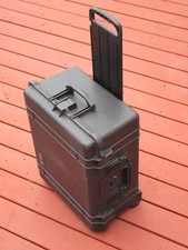 Hasselblad PCP-80 Slide Projector, 150mm Lens, 80 Tray, Pelican Roller Case