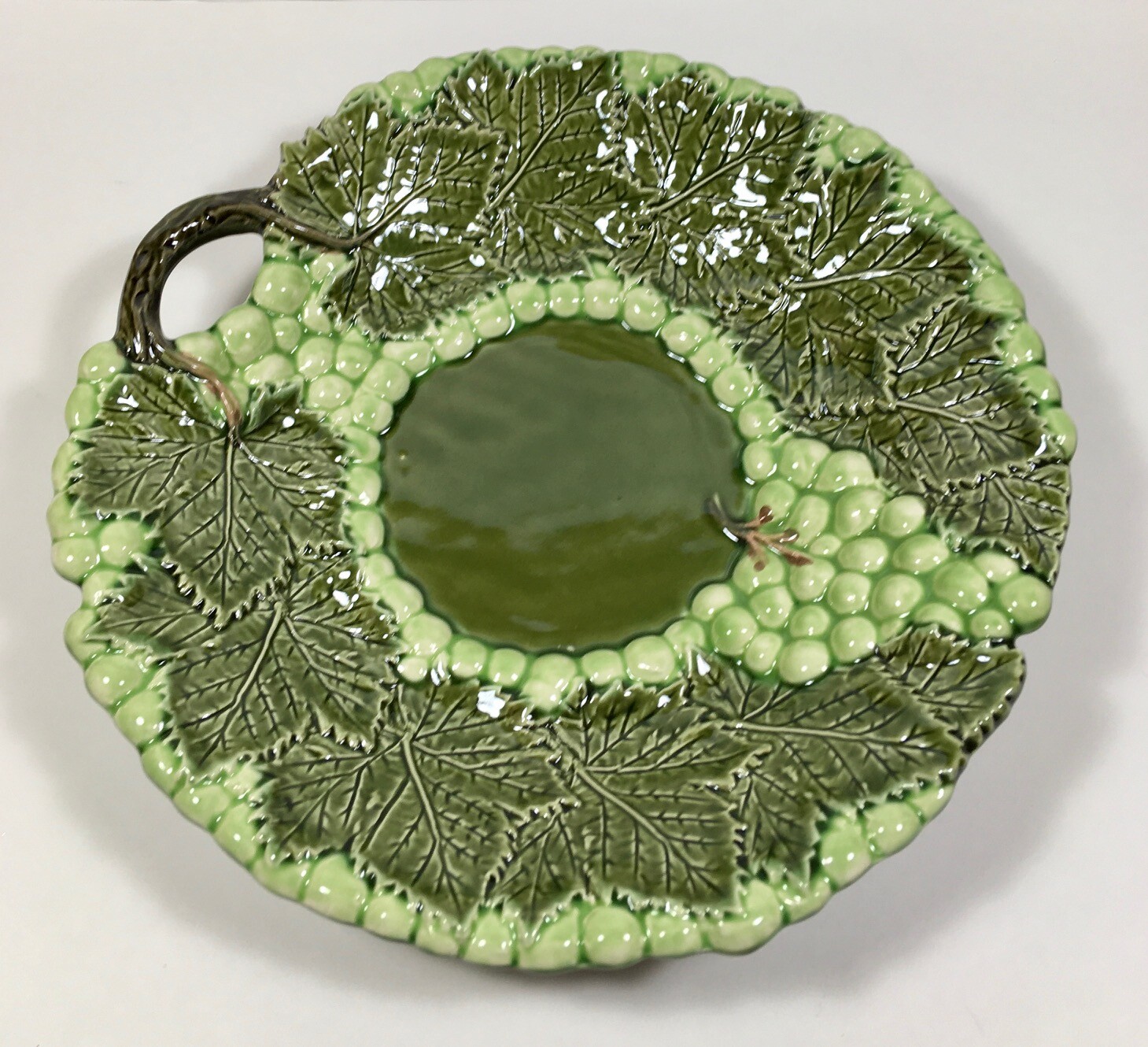 13" Vintage Ceramic GRAPE LEAVES SERVING TRAY PLATTER Jay Willfred