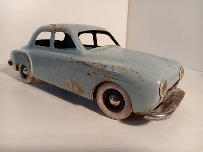 CIJ Renault Frégate – Calandre Ovale Grise Tôle – Jouet Friction 1/14 – Occasion