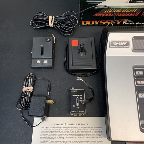 VINTAGE Magnavox Odyssey 2 Game Gaming Console w/ Game, Cables, EUC OEM Box - Picture 5 of 24