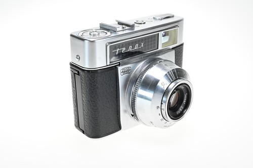 MINT ] Kyocera T Scope 35mm Film Camera Point & Shoot Carl Zeiss
