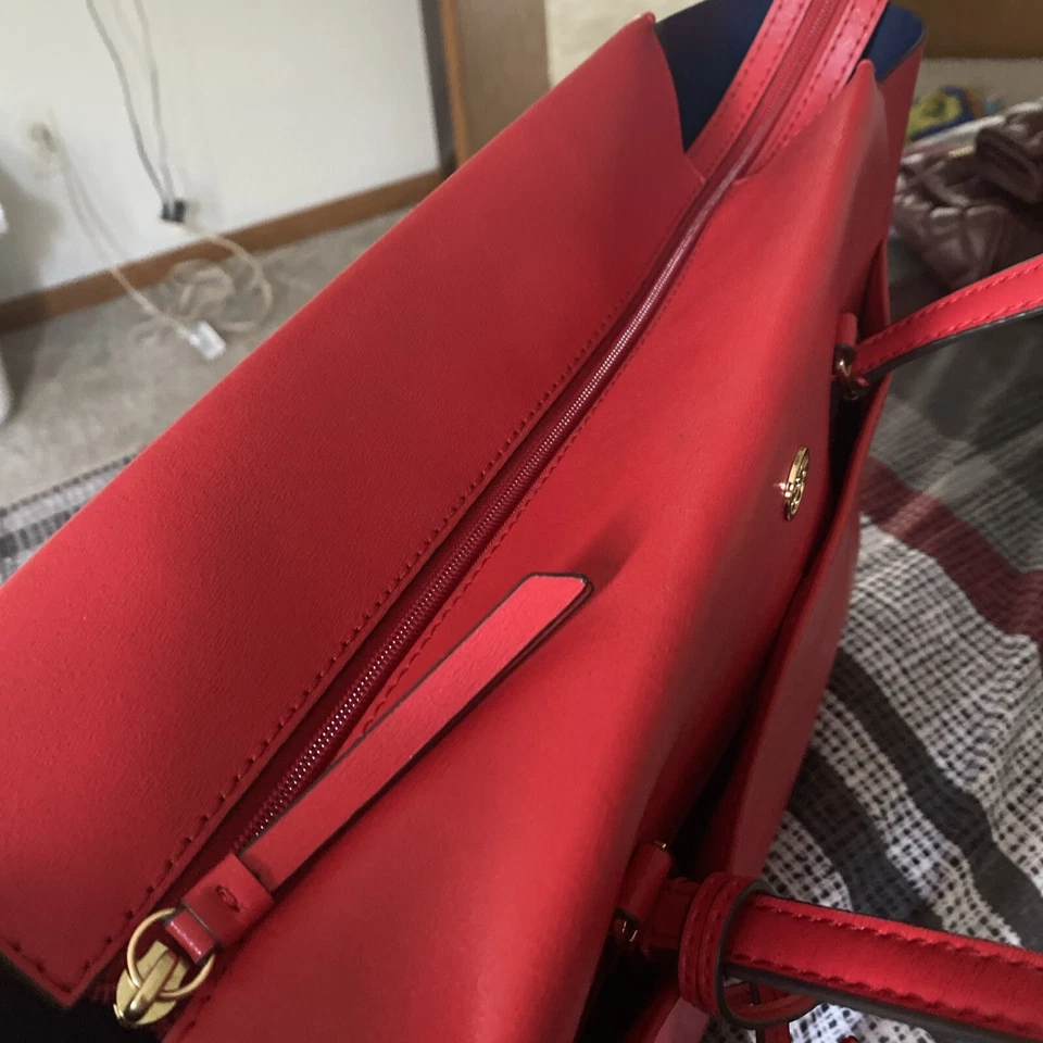 сумка с короткими ручками tori burch parker - Изображение 3 из 4