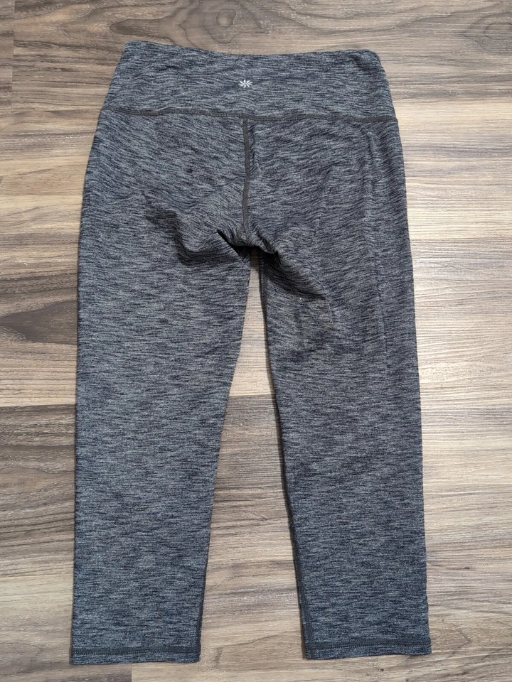 Leggings Athleta Chaturanga Knicker Crop Gris Yoga Capri Pequeños 26"x20" Foto 2 de 4