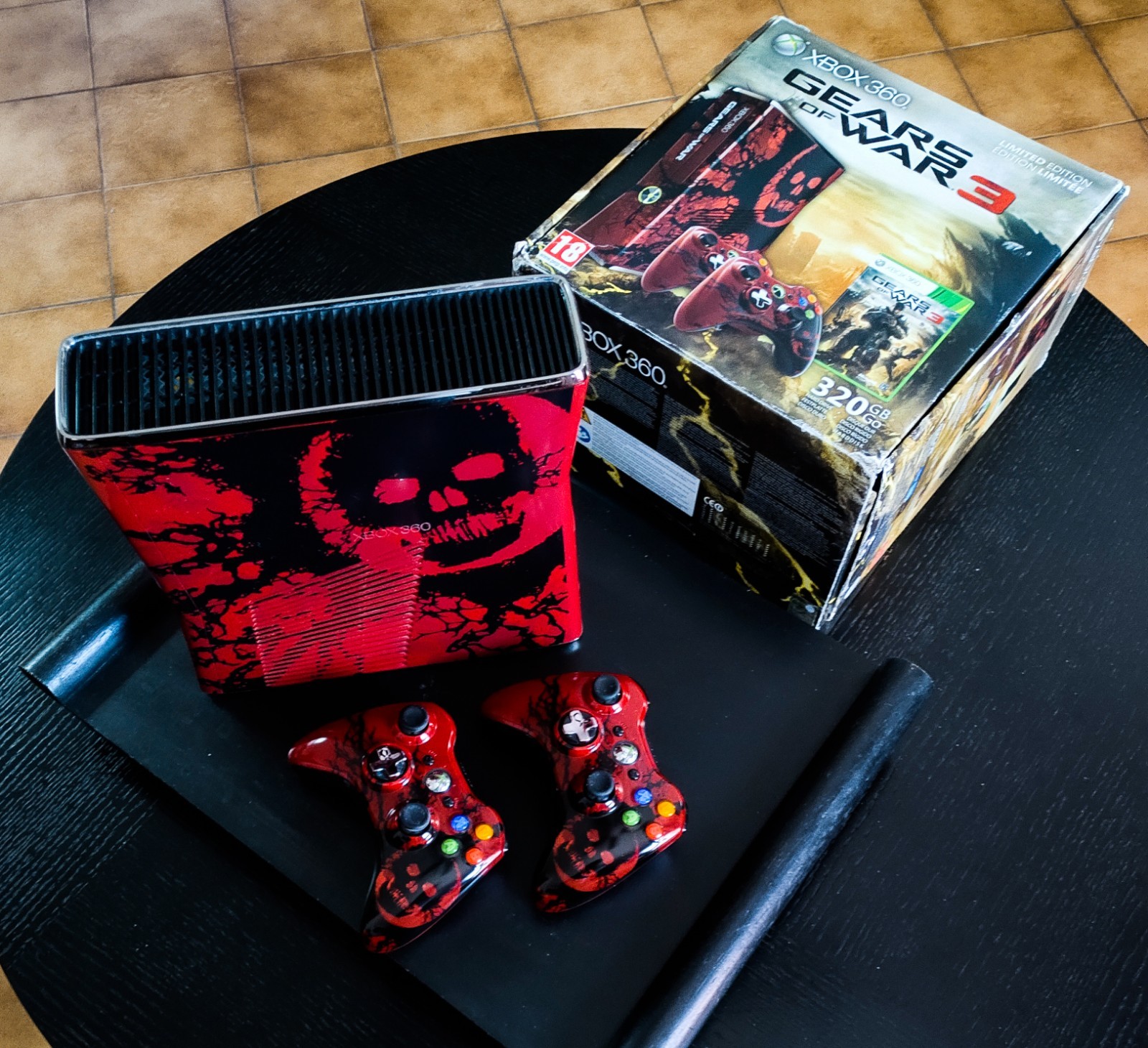 👻 Console XBOX 360 Gears Of War Éd. Spec. Boîte Collector + manette sans fil
