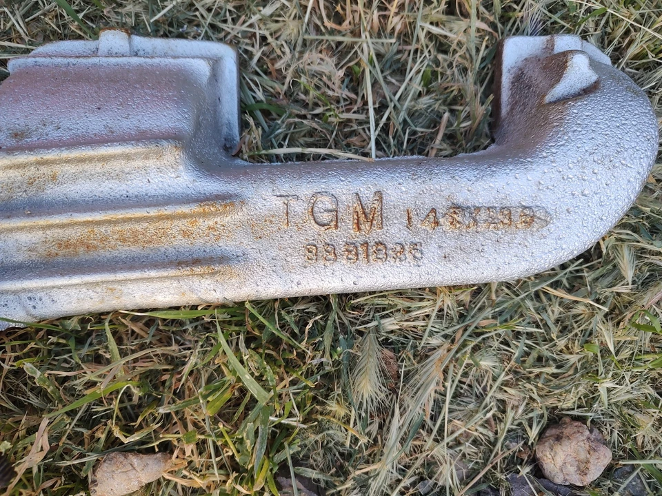 MERCEDES BENZ W110 W111 W112 M180 EXHAUST MANIFOLD original OEM 6 cylinder - Image 4 of 4