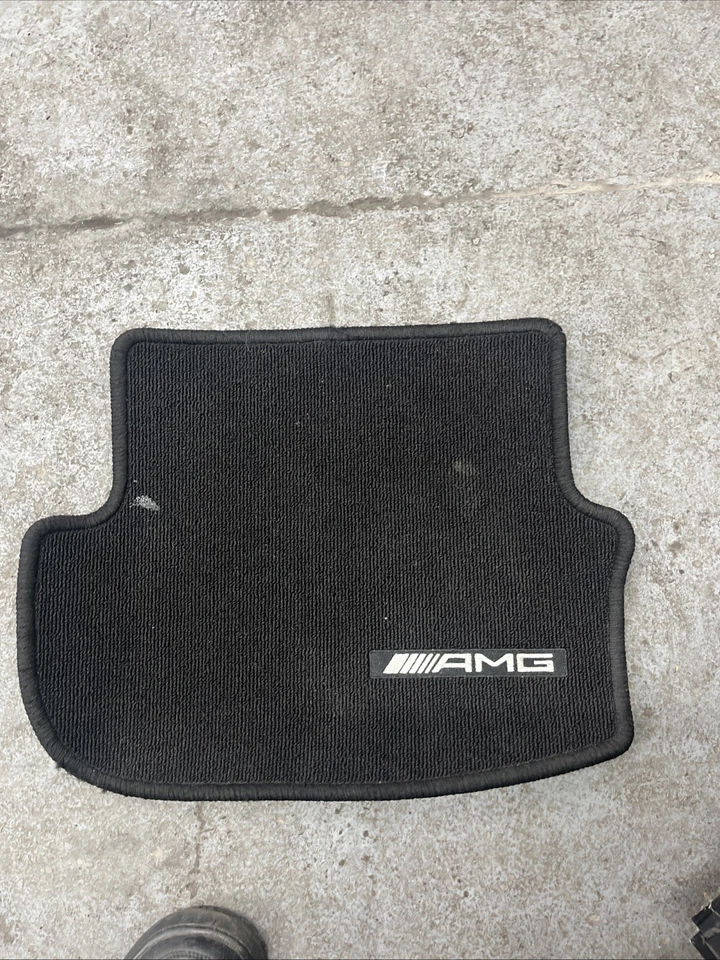 MERCEDES AMG FLOOR MATS SET OF 3 A2056802501 W205 - Image 3 of 3