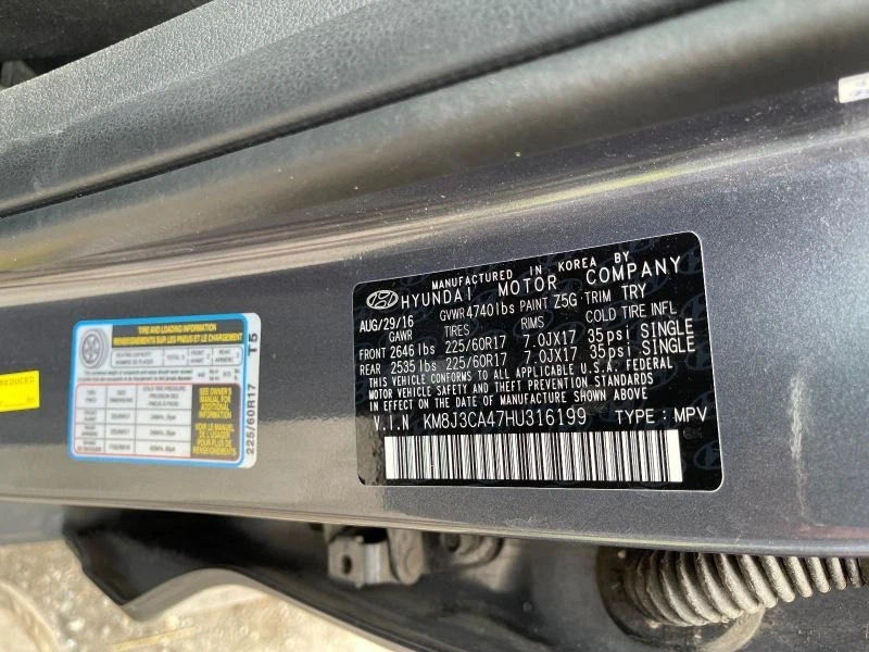 Hyundai Tucson 2017 pilar a izquierdo gris PC: prueba 116 k 2,0 L a AWD -SE- 455561 Foto 4 de 4