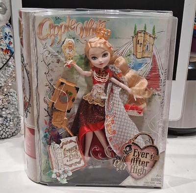 ONE DAY LEFT! Ever After High Apple White Legacy Day Fashion Doll 
