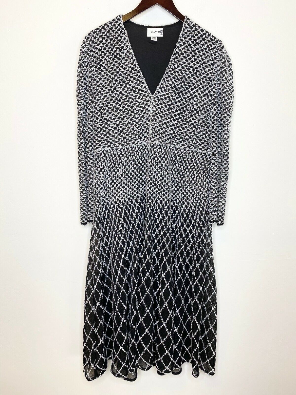 ST. JOHN Black Silver White Long Sleeve Diamond Knit Fit & Flare Midi Dress  12US