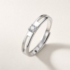 Silberfarbener Ring mit Zirkonia Stein   Mode...