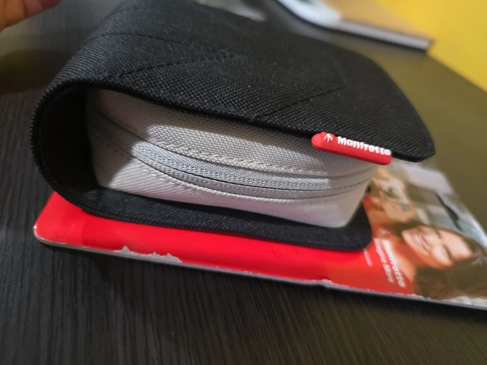 New Manfrotto MB SV-ZPM-5BB Piccolo 5 Camera Point-n-Shoot Stile Plus Case Pouch - Image 2 of 4