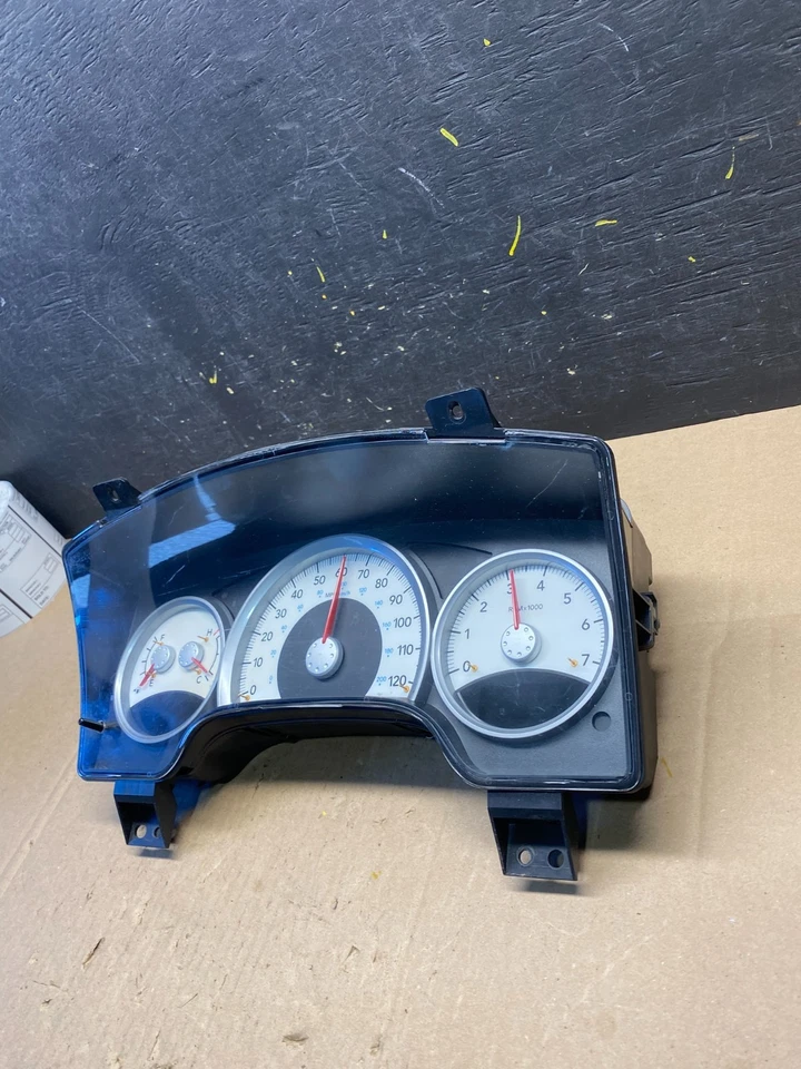 2004 Dodge Durango velocímetro instrumento cluster medidor OEM R8821 DG - Imagem 4 de 4