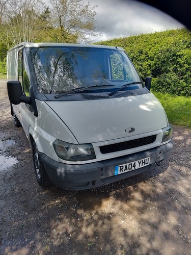 Ford Transit Mk6 Swb very low miles - Picture 3 of 18