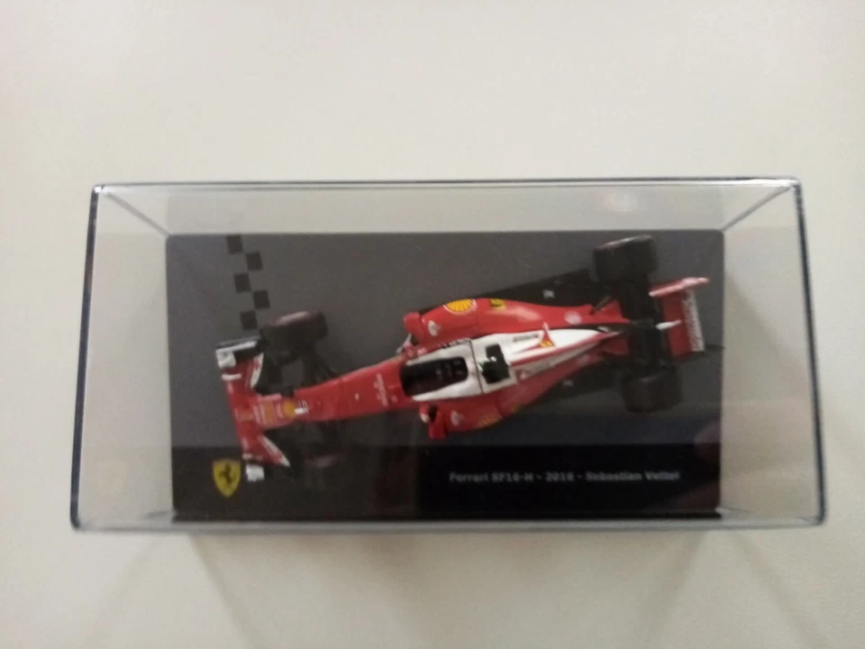 modellino FERRARI SF16-H scala 1/43 SEBASTIAN VETTEL 2016 - Immagine 2 di 4