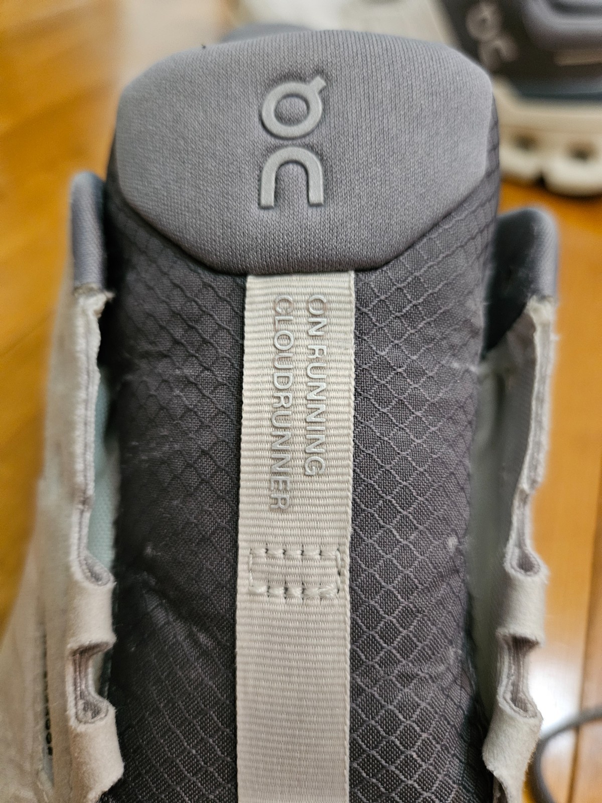 On Cloud Cloudrunner 2 Waterproof Sneakers Runnin… - image 10