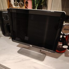 HP W1707 17" LCD TFT PC Computer Monitor Wide-screen Built-In Speakers