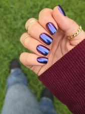 Red Aspen Press On Nails~ Short Squoval Galilea , Acrylic  NIB Sold Out