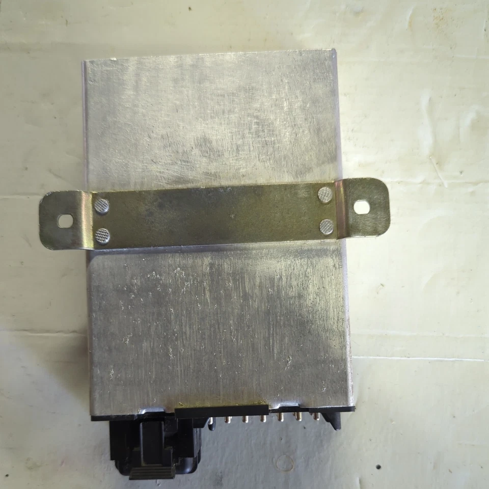 OEM Cruise Control Module Mercedes-Benz 300E 300SD 300SEL 420SEL 560SEC 560SEL - Image 4 of 4