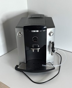 JURA Impressa F50 Kaffeevollautomat