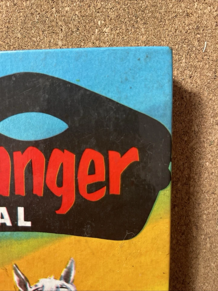 Lone Ranger Annual UK 1954 VGC Unclipped, No pen, US colour reprints throughout - Image 3 of 4