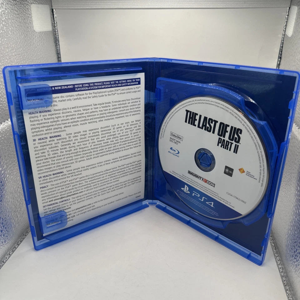 The Last of Us Part 2 • PlayStation 4 PS4 Game + Manual (2020) AUS • Part II - image 3 of 4
