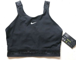 nike pro training crop top